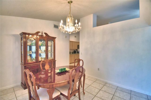 166 WINONA CIRCLE, Auburndale, FL 33823