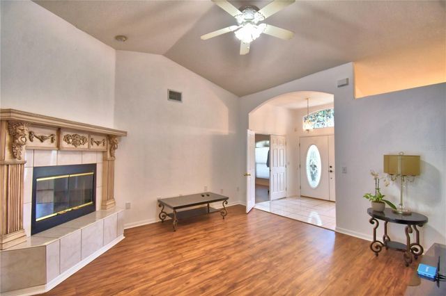 166 WINONA CIRCLE, Auburndale, FL 33823