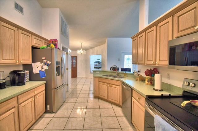 166 WINONA CIRCLE, Auburndale, FL 33823