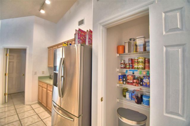 166 WINONA CIRCLE, Auburndale, FL 33823