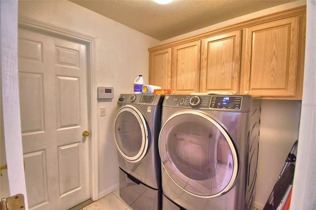 166 WINONA CIRCLE, Auburndale, FL 33823