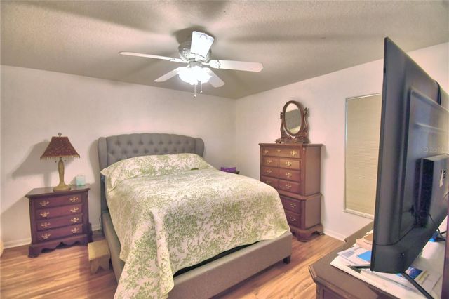 166 WINONA CIRCLE, Auburndale, FL 33823