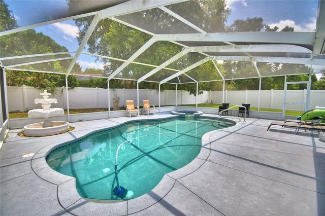 166 WINONA CIRCLE, Auburndale, FL 33823