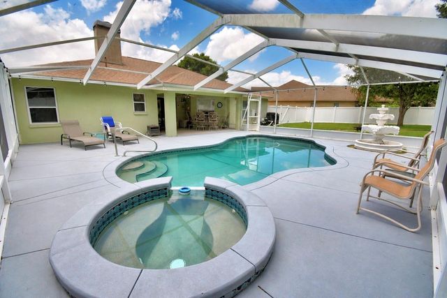 166 WINONA CIRCLE, Auburndale, FL 33823