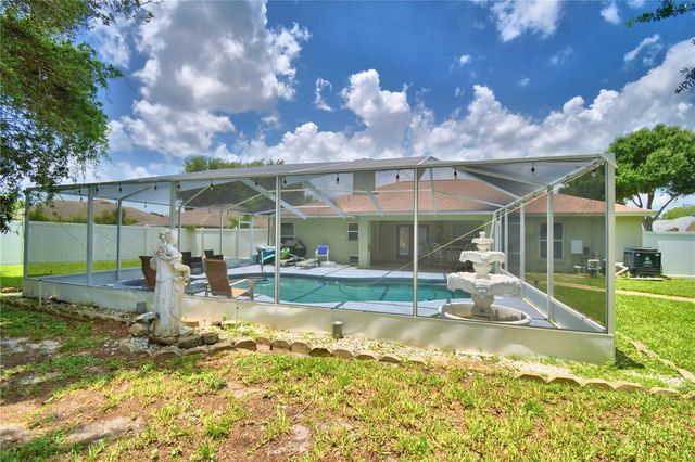 166 WINONA CIRCLE, Auburndale, FL 33823
