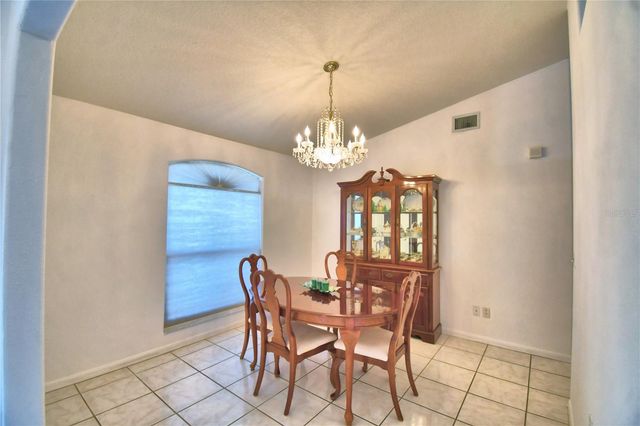 166 WINONA CIRCLE, Auburndale, FL 33823