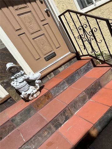 4307 S Normandie, Los Angeles, CA 90037