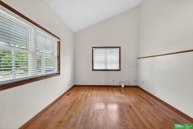 807 Mohanna Place, Bellevue, NE 68005