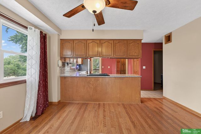 807 Mohanna Place, Bellevue, NE 68005