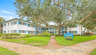800 BEACH DRIVE NE, St Petersburg, FL 33701