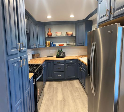 1008 S BEEMAN St, Airway Heights, WA 99001