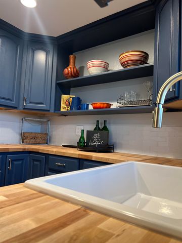 1008 S BEEMAN St, Airway Heights, WA 99001