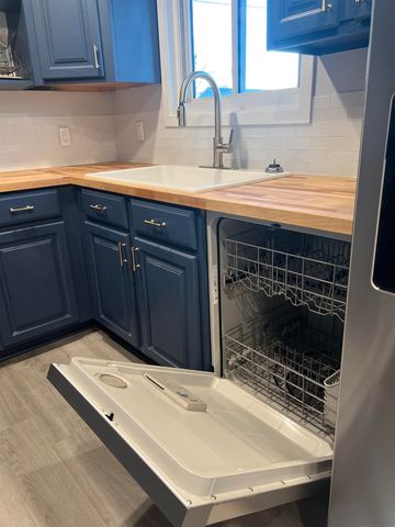 1008 S BEEMAN St, Airway Heights, WA 99001