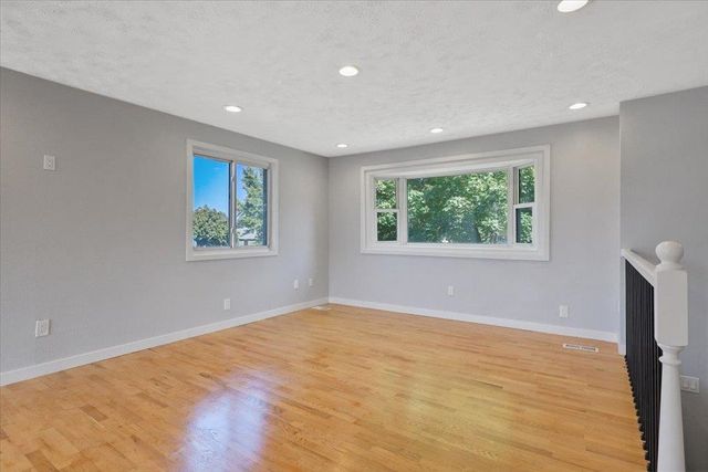 1008 S BEEMAN St, Airway Heights, WA 99001