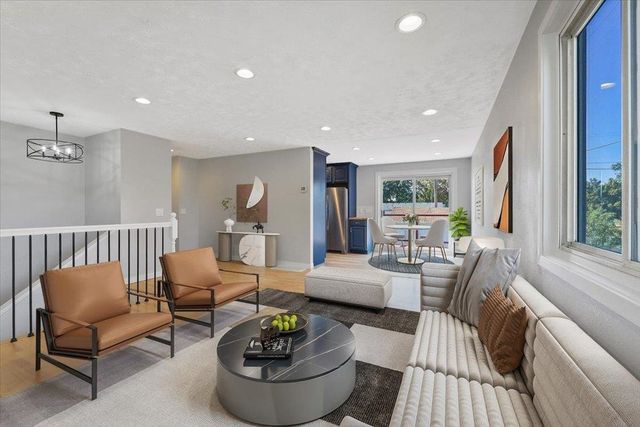 1008 S BEEMAN St, Airway Heights, WA 99001