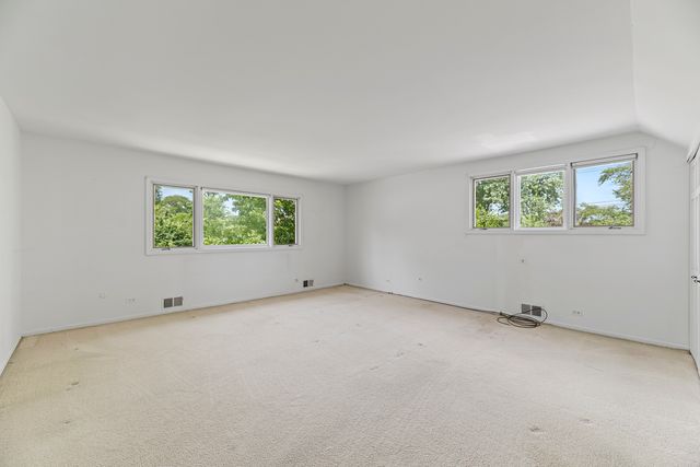 9701 Kedvale Avenue, Skokie, IL 60076