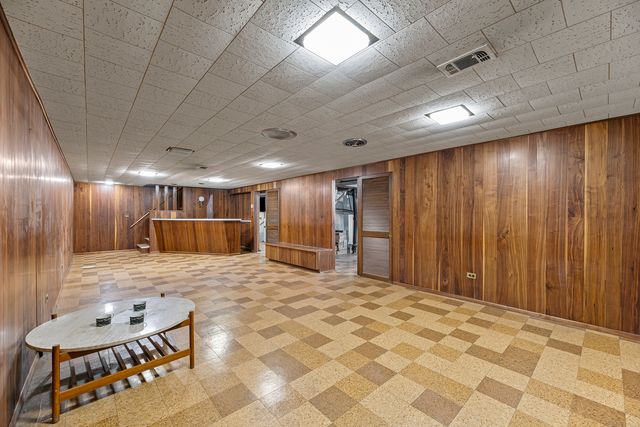 9701 Kedvale Avenue, Skokie, IL 60076