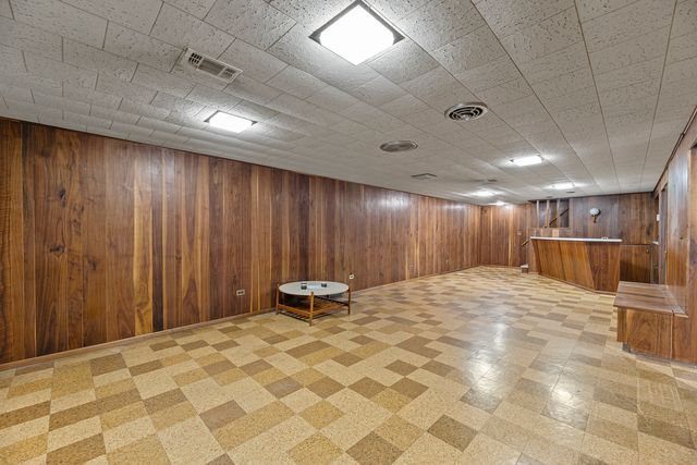 9701 Kedvale Avenue, Skokie, IL 60076