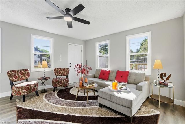 221 Mt Vernon AVE, Portsmouth, VA 23707