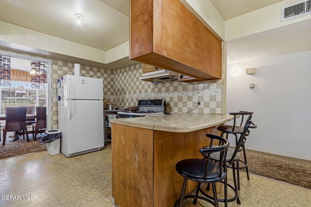5608 ROSA Avenue, El Paso, TX 79905
