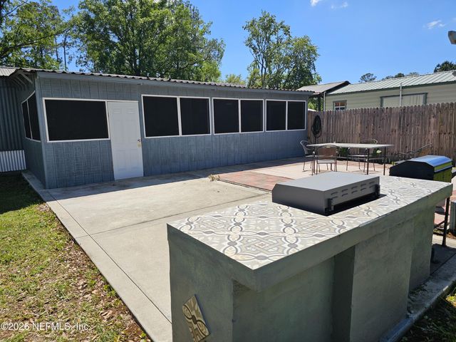 6715 PICKETTVILLE Road, Jacksonville, FL 32254