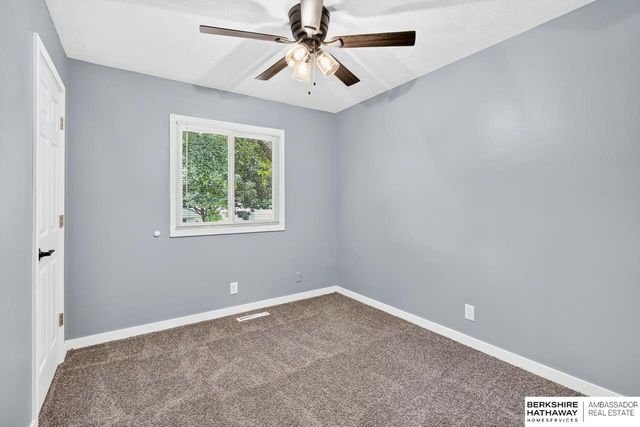 2617 N 143rd Avenue, Omaha, NE 68164