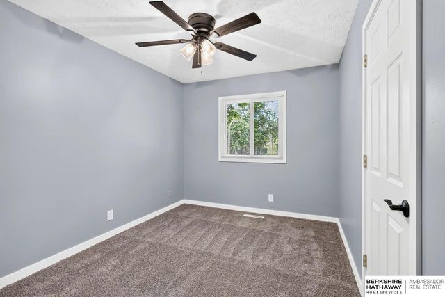2617 N 143rd Avenue, Omaha, NE 68164