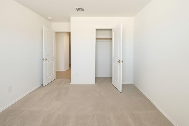 461 Whoopers LOOP, Uhland, TX 78640