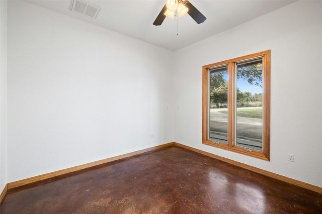 150 Pecan 2, Florence, TX 76527