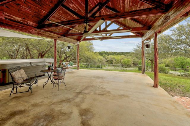 150 Pecan 2, Florence, TX 76527