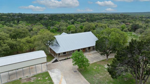 150 Pecan 2, Florence, TX 76527