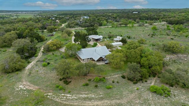 150 Pecan 2, Florence, TX 76527