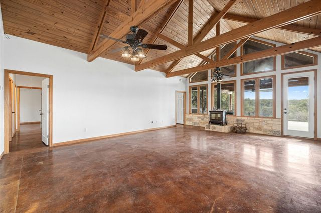 150 Pecan 2, Florence, TX 76527