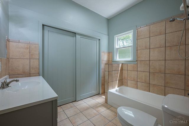 19 McKinley Street, Middletown, OH 45042