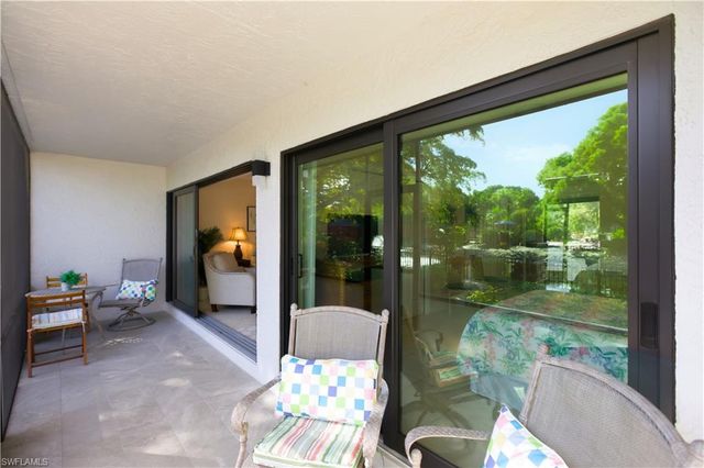600 Neapolitan WAY 105, Naples, FL 34103