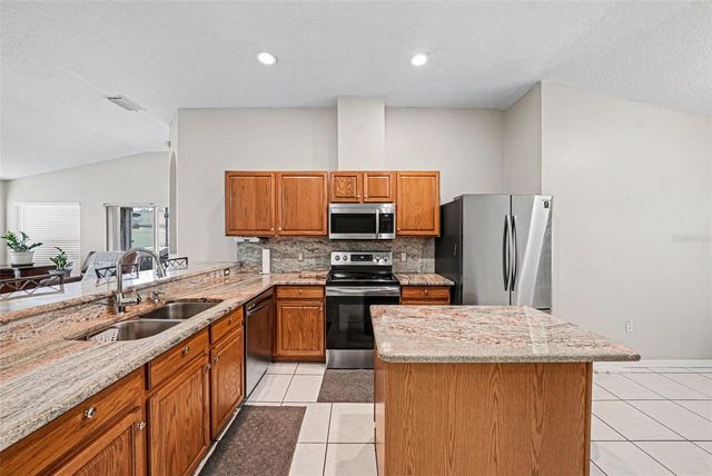 7156 HAMILTON PARK BOULEVARD, Tampa, FL 33615