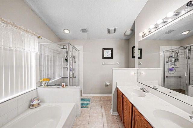 7156 HAMILTON PARK BOULEVARD, Tampa, FL 33615