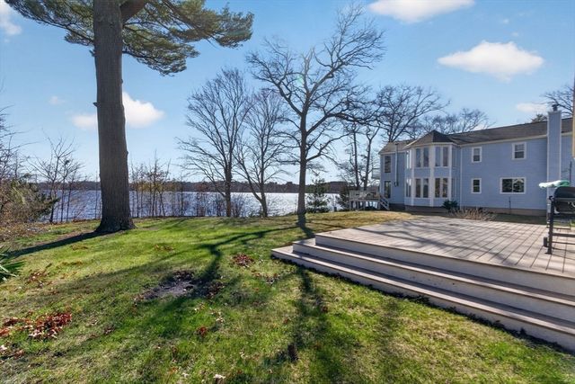 436 Reservoir St, Norton, MA 02766