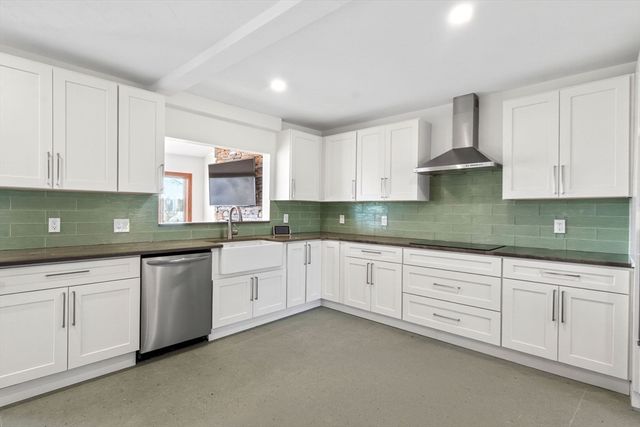 436 Reservoir St, Norton, MA 02766