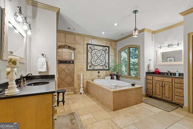 1320 Burroughs Road, Lavonia, GA 30553