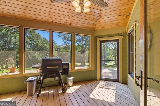 1320 Burroughs Road, Lavonia, GA 30553