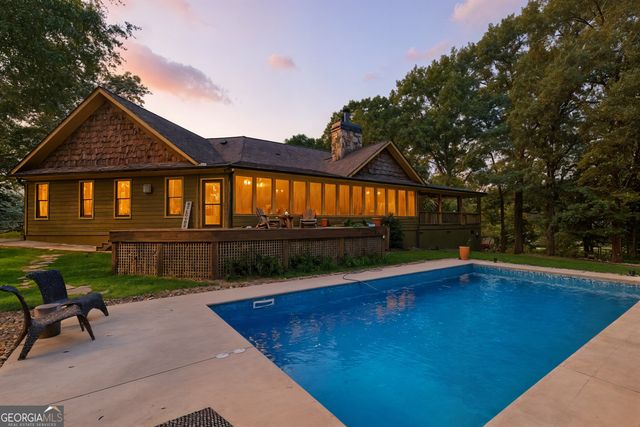 1320 Burroughs Road, Lavonia, GA 30553