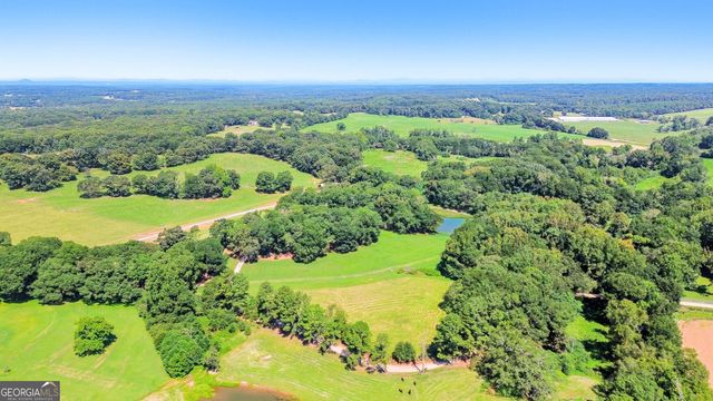 1320 Burroughs Road, Lavonia, GA 30553