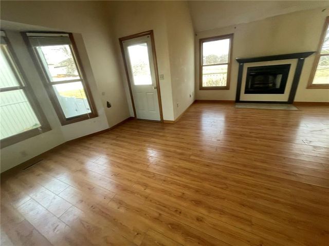 207 Parkway Drive, Warrensburg, MO 64093