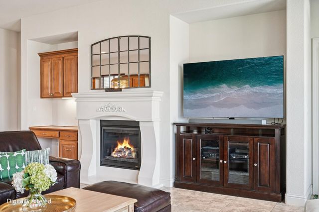 341 Lasso Ct, Roseville, CA 95747