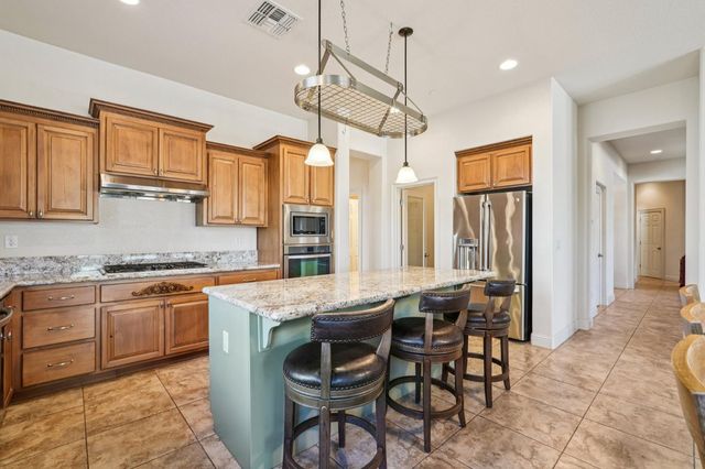 341 Lasso Ct, Roseville, CA 95747