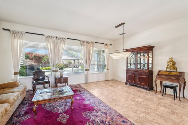 341 Lasso Ct, Roseville, CA 95747