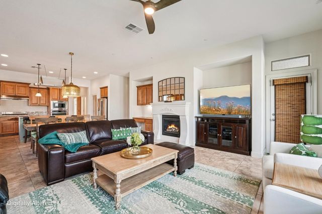 341 Lasso Ct, Roseville, CA 95747