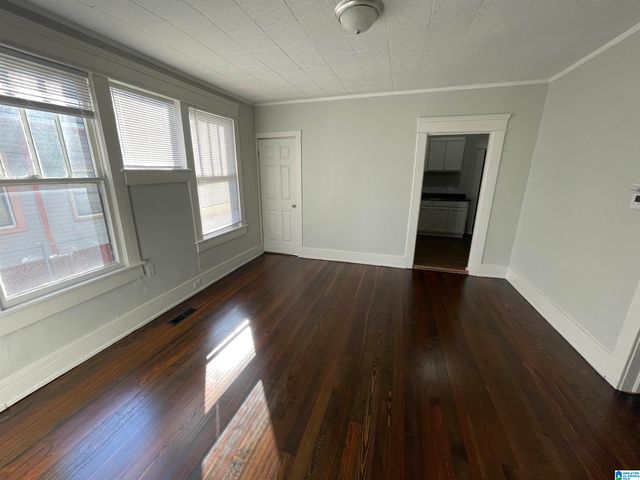 909 W 4TH AVENUE W, Birmingham, AL 35204