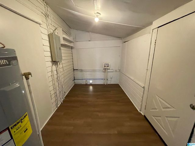 909 W 4TH AVENUE W, Birmingham, AL 35204